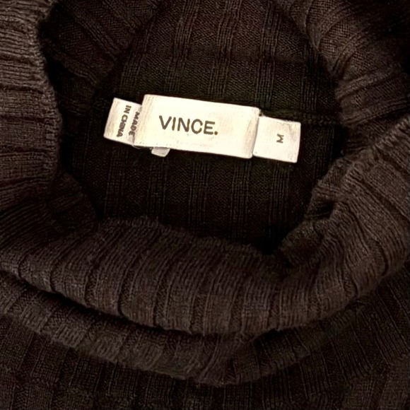 VINCE Black Cashmere Ribbed Turtleneck Knit Top Sweater Pullover Knitwear Medium - Picture 9 of 12